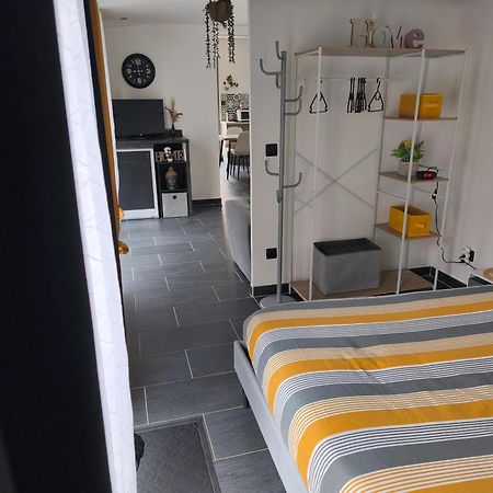 Grand Studio 2 Personnes Saint-Amand-Mont-Rond 外观 照片