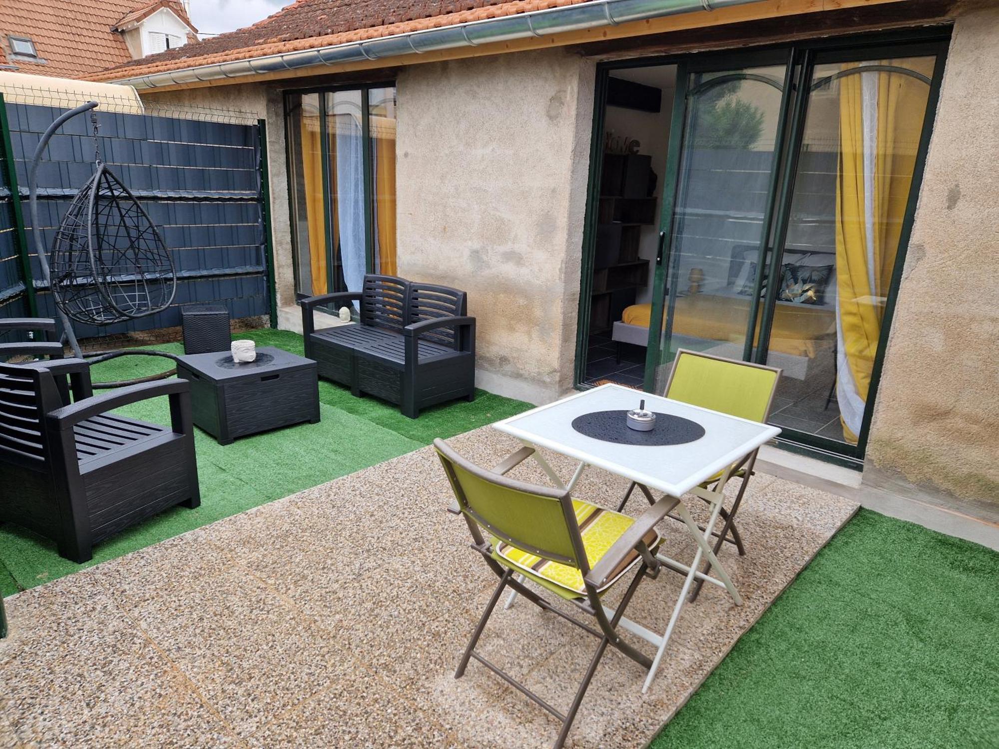Grand Studio 2 Personnes Saint-Amand-Mont-Rond 外观 照片