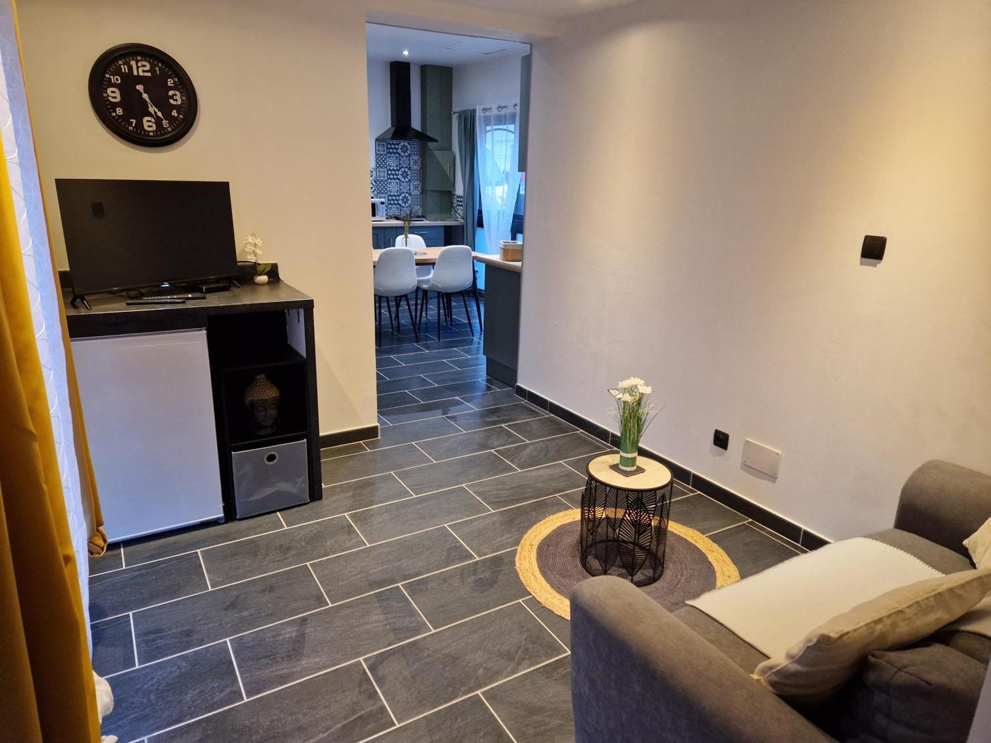 Grand Studio 2 Personnes Saint-Amand-Mont-Rond 外观 照片