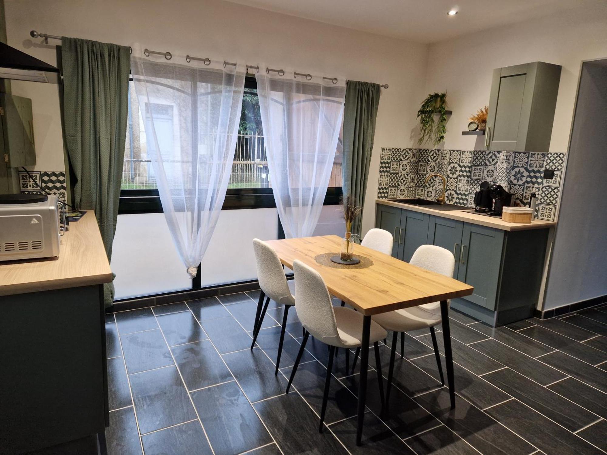 Grand Studio 2 Personnes Saint-Amand-Mont-Rond 外观 照片