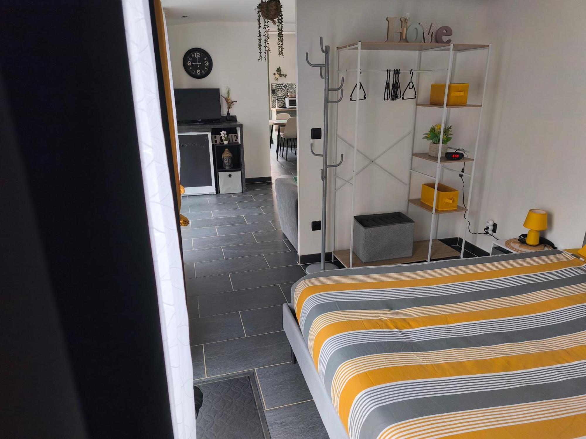 Grand Studio 2 Personnes Saint-Amand-Mont-Rond 外观 照片
